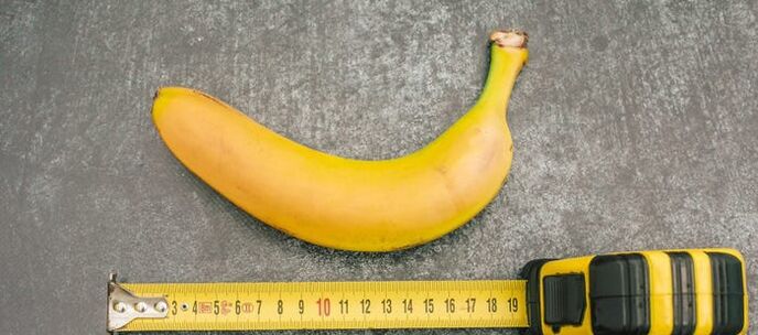 Penis measurement using the example of a banana